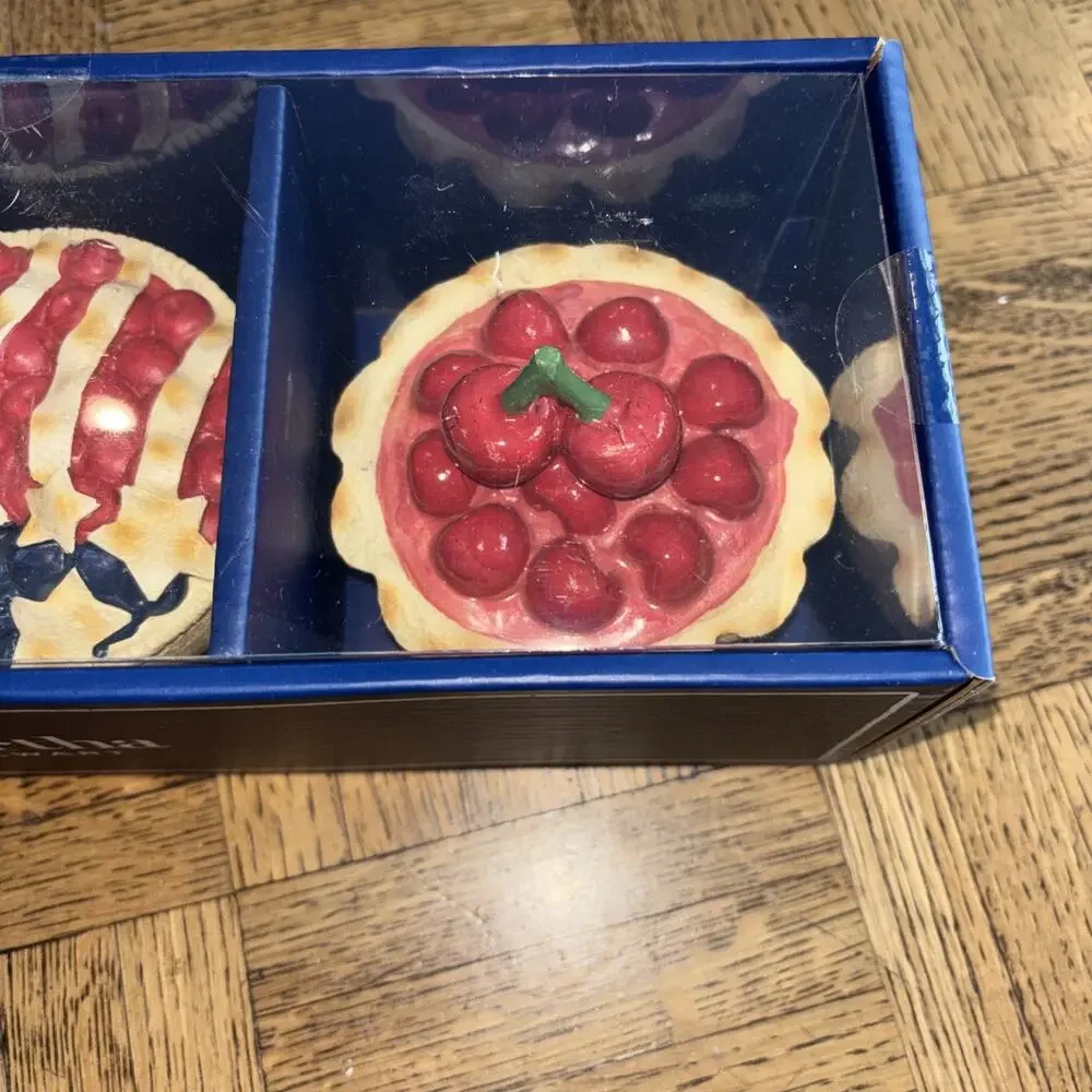 Martha Stewart 4th Of July Set Of 3 Patriotic Pies USA Memorial Day Decor NEW - Picture 5 of 7